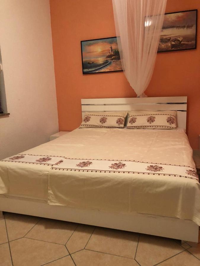 Casa Mare Rtina Garten Zwei Baeder Eg Extérieur photo